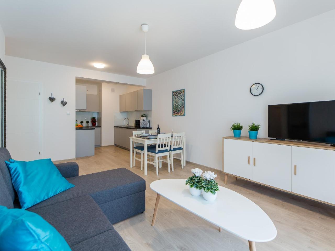 Apartment Feniks 10 By Jantar *